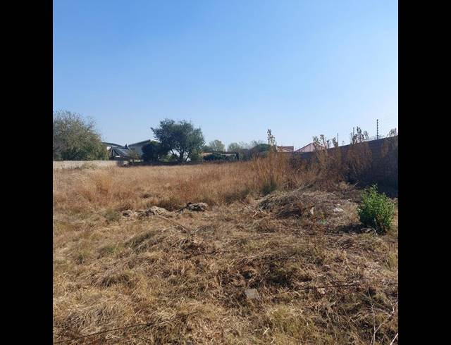 LAND FOR SALE IN JAMESONPARK